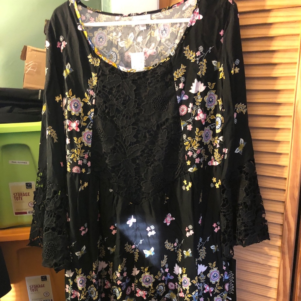 🆕 Avenue Bell Sleeve Dress 14/16